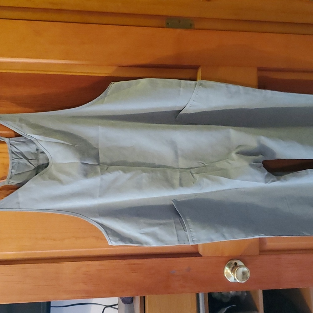 Romper - Picture 2 of 3